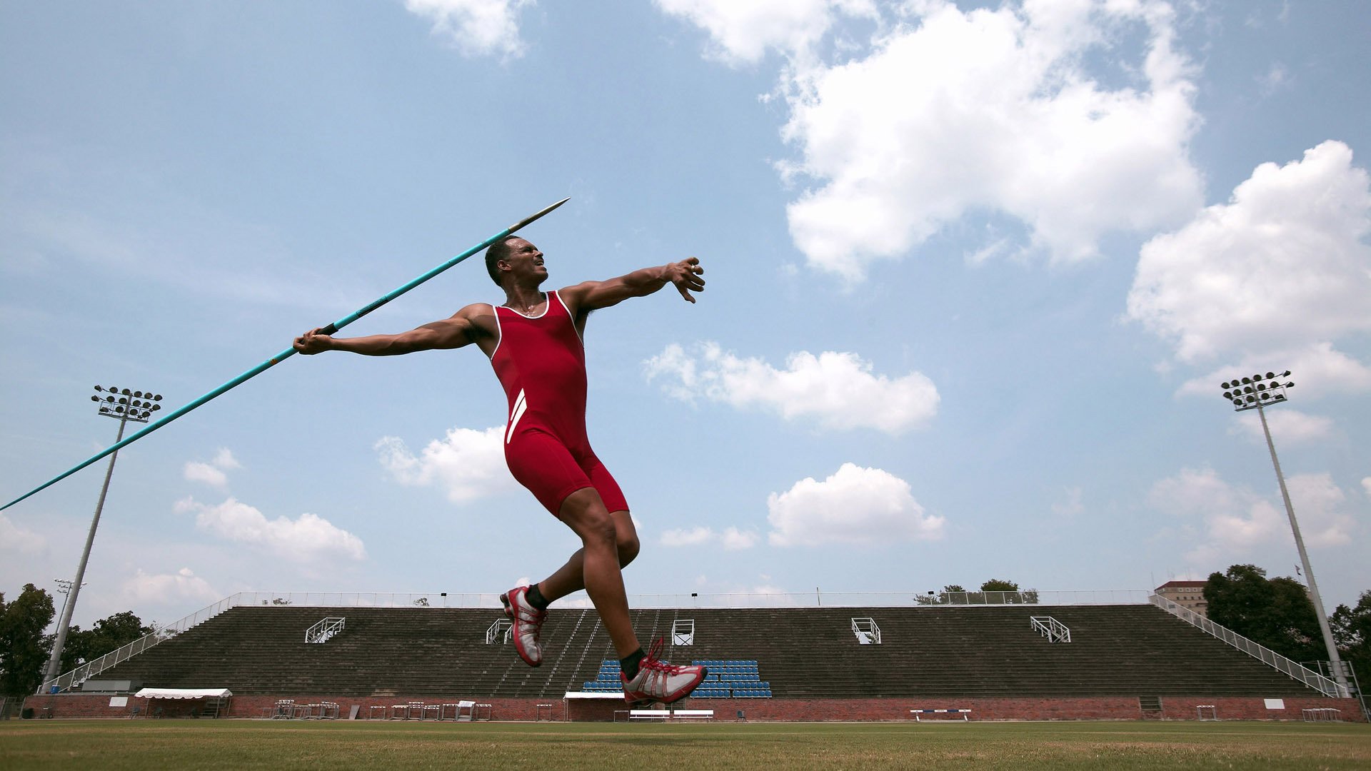 开云网址入口-极限武术表演，古老技艺焕发新光彩，极限武术教学基础视频