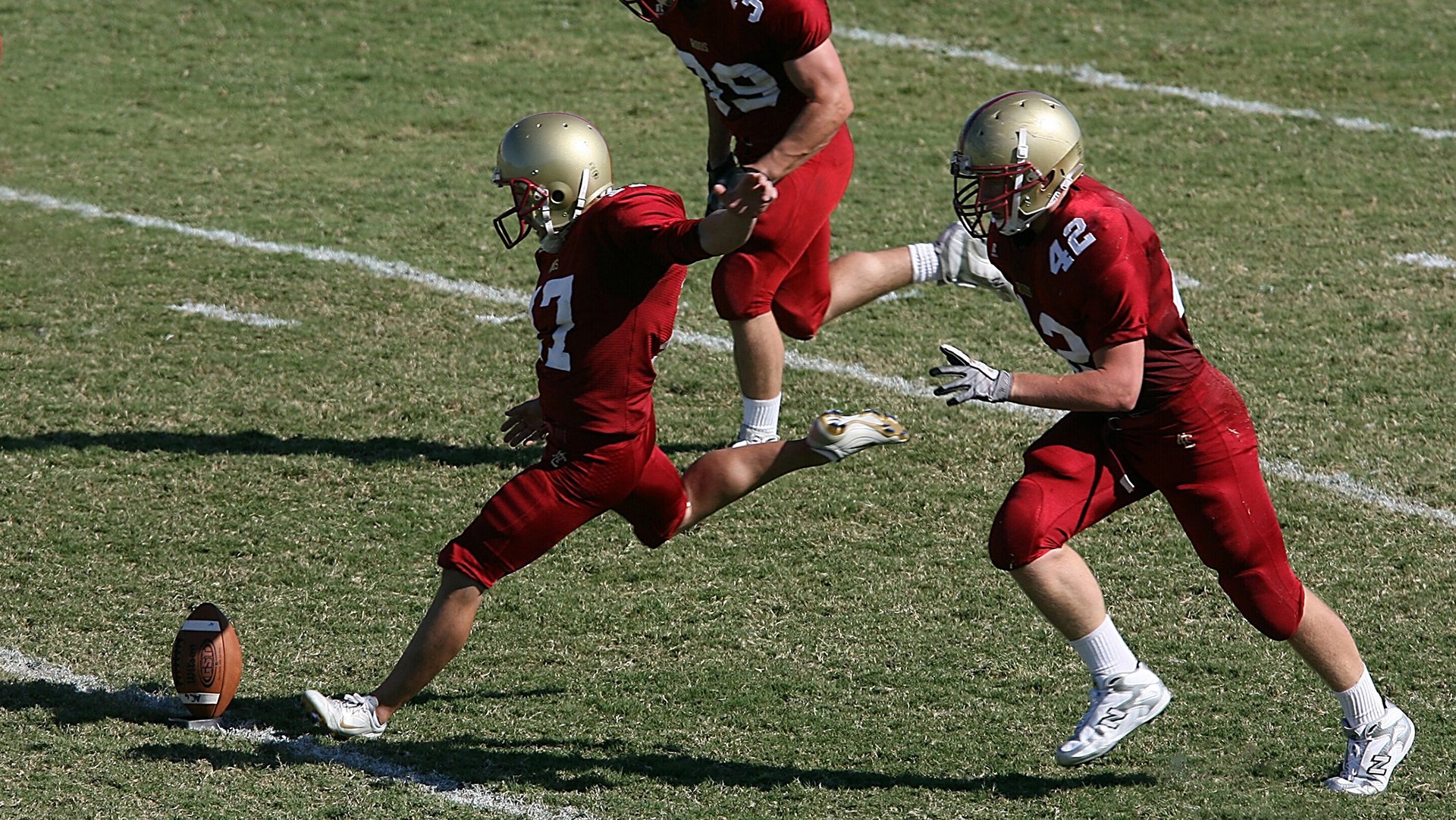 kaiyun登录入口-焦点对决:两大豪门队伍激烈交锋,战况激烈!